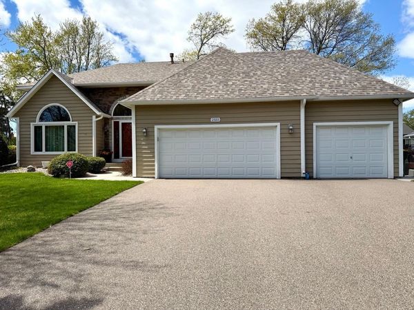 2555 Sylvan Street, Little Canada, MN 55117