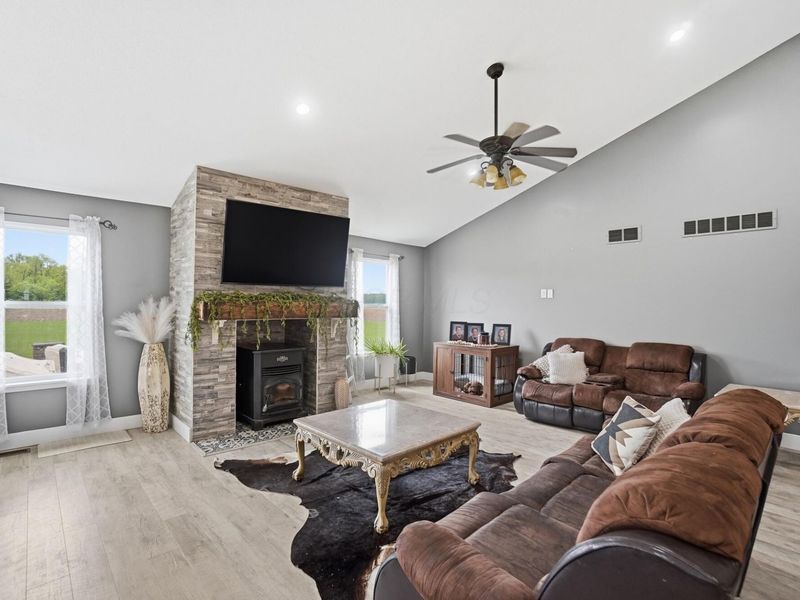 16120 Waynesfield Road , Waynesfield, OH 45896 Photo 8