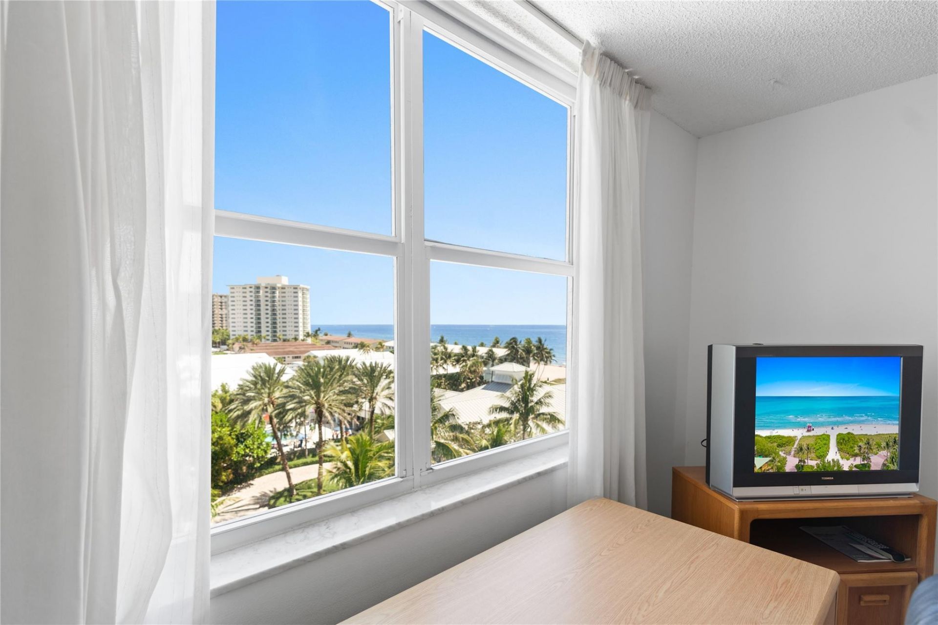 5200 N Ocean Boulevard, Unit 710b, Fort Lauderdale, FL 33308 Photo