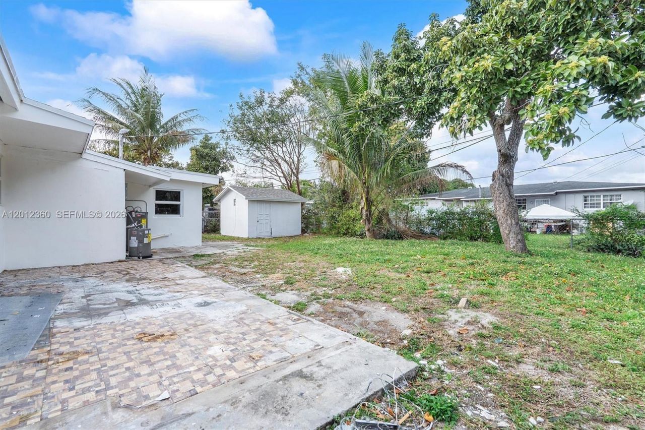 1061 NW 108 Ter , Unit 1063, Miami, FL 33168 Photo