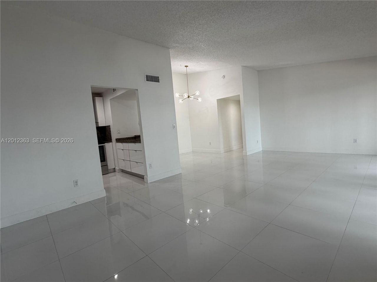 468 NE 206th Ln, Unit 212, Miami, FL 33179 Photo