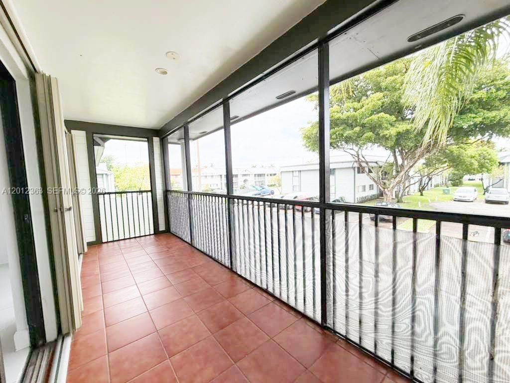 468 NE 206th Ln, Unit 212, Miami, FL 33179 Photo
