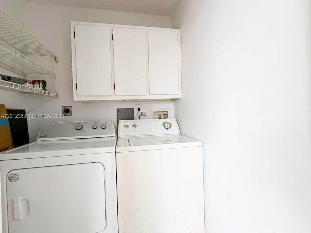 468 NE 206th Ln, Unit 212, Miami, FL 33179 Photo