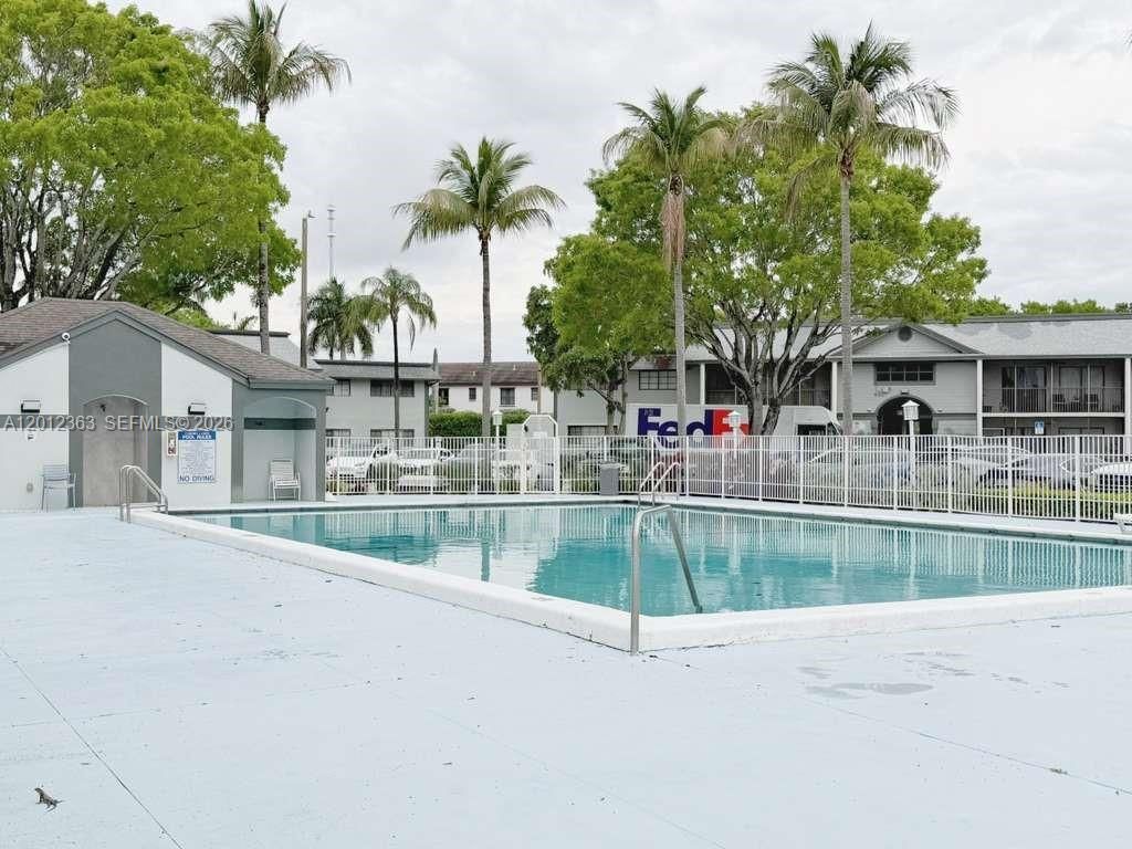 468 NE 206th Ln, Unit 212, Miami, FL 33179 Photo