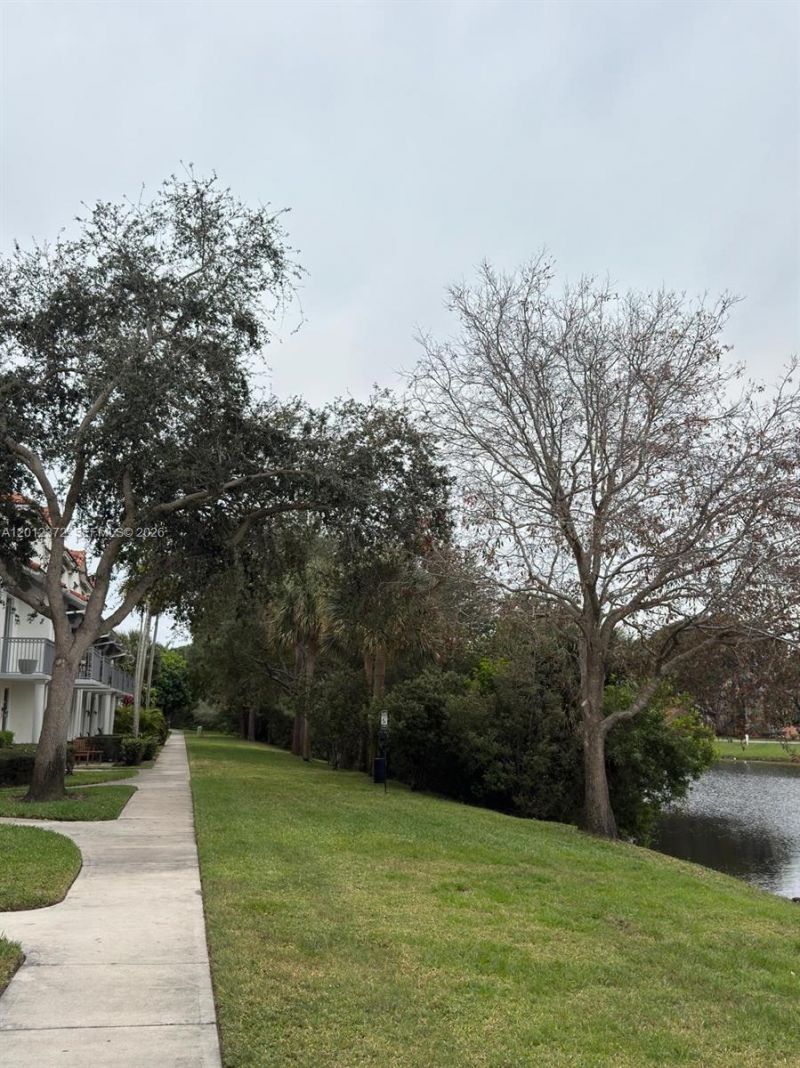 2042 Alta Meadows Ln, Unit 1712, Delray Beach, FL 33444 Photo
