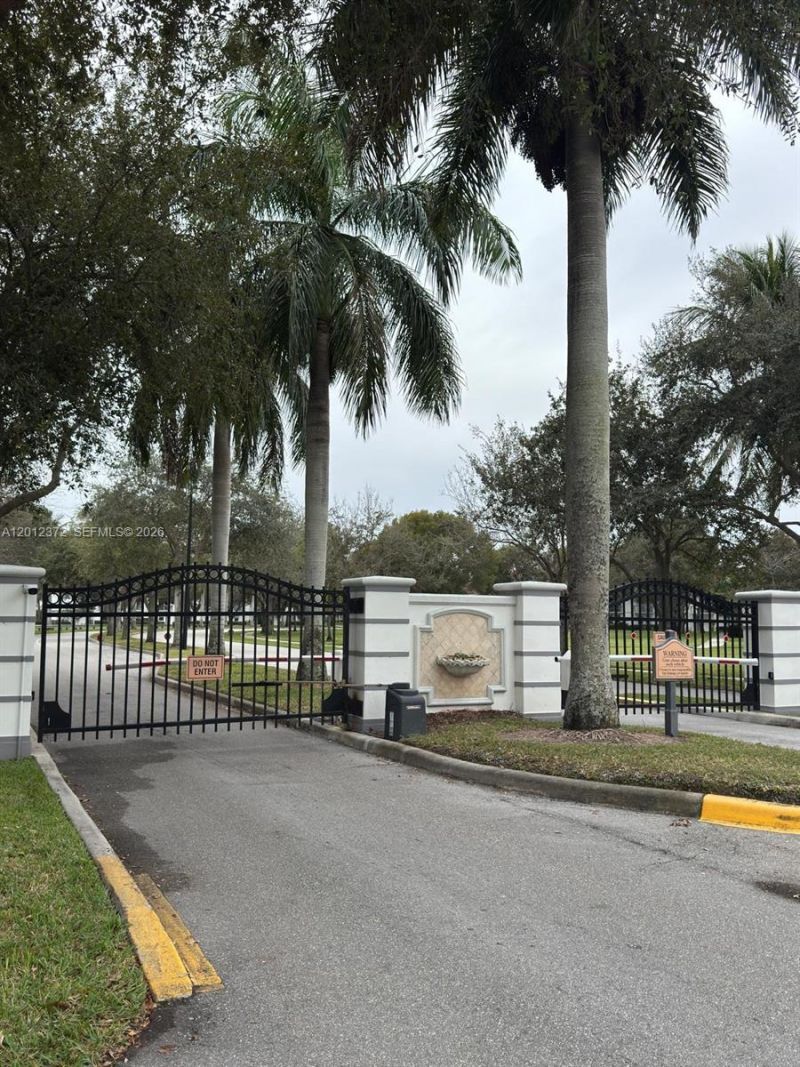 2042 Alta Meadows Ln, Unit 1712, Delray Beach, FL 33444 Photo