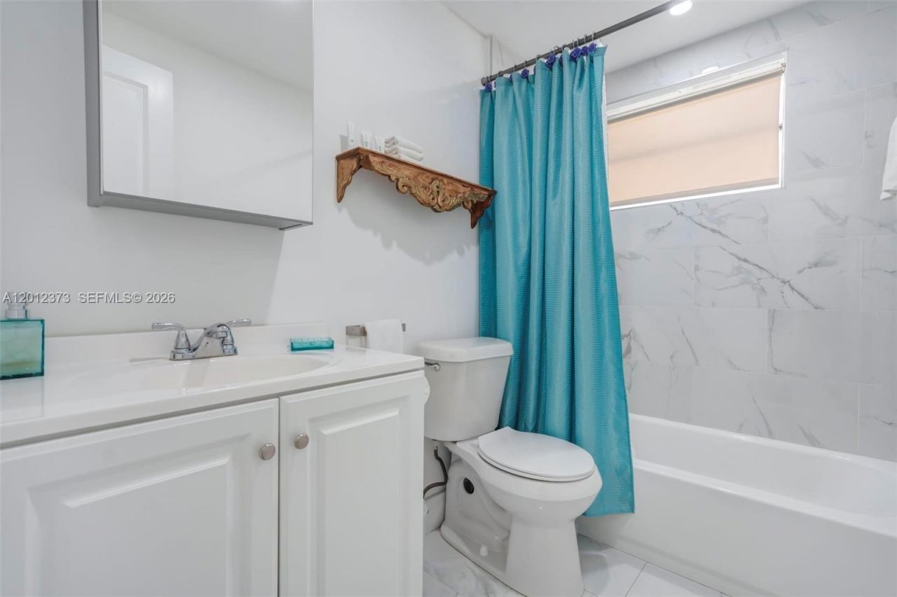 4015 Indian Creek Dr , Unit 106, Miami Beach, FL 33140 Photo