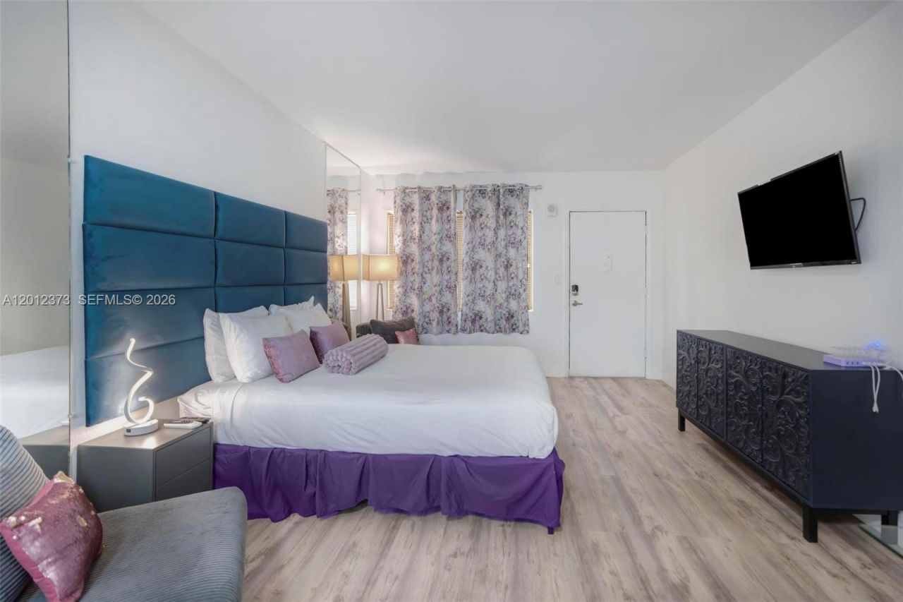 4015 Indian Creek Dr , Unit 106, Miami Beach, FL 33140 Photo