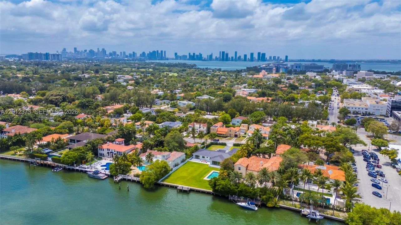 4015 Indian Creek Dr , Unit 106, Miami Beach, FL 33140 Photo