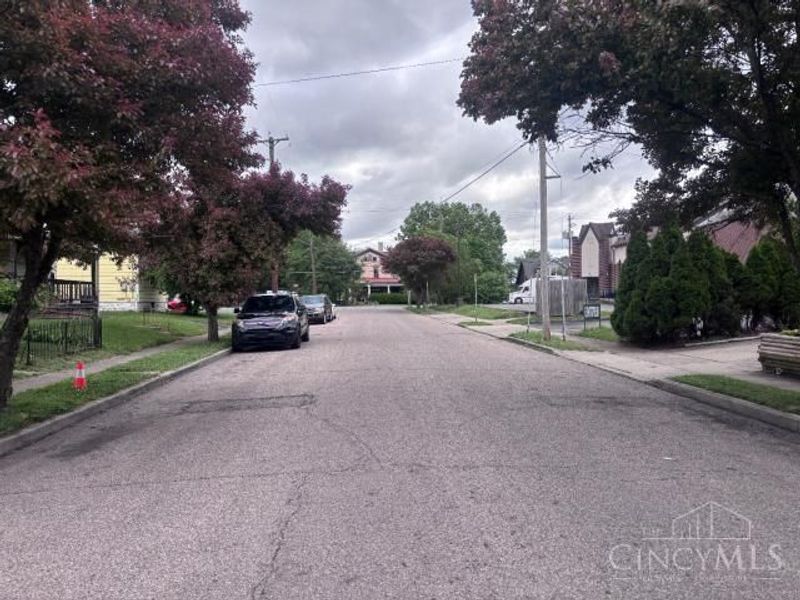 616 Mclaren Avenue, Lockland, OH 45215 Photo 4
