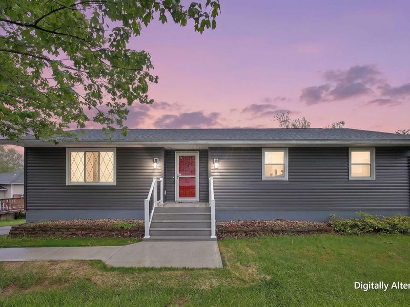 3285 Lakewood Drive, Zanesville, OH 43701 Photo 2