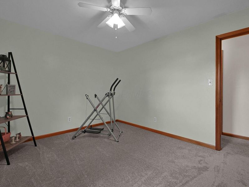 3285 Lakewood Drive, Zanesville, OH 43701 Photo 21
