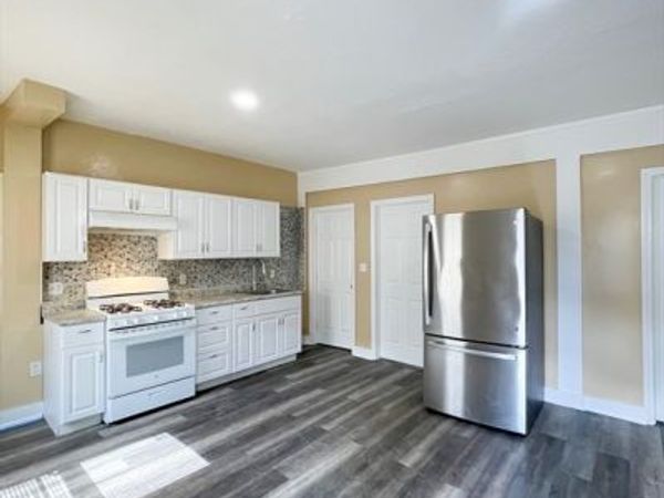 15 8th Ave, Unit A, Haverhill, MA 01830