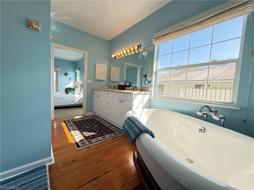 1296 Grand Canal Dr , Naples, FL 34110 Photo