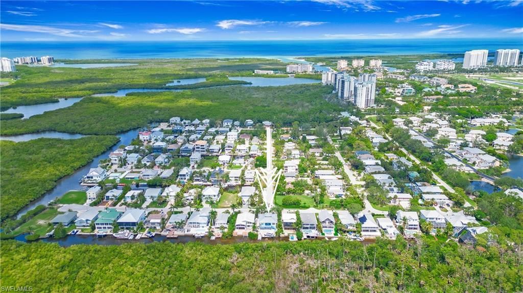 1296 Grand Canal Dr , Naples, FL 34110 Photo