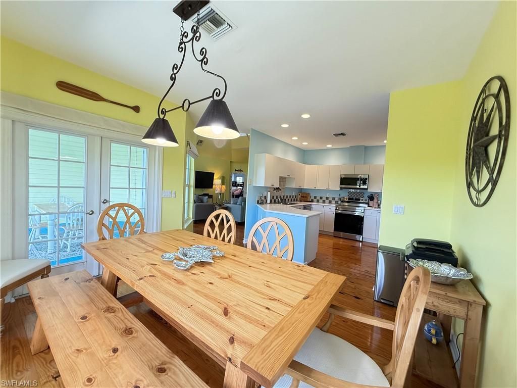 1296 Grand Canal Dr , Naples, FL 34110 Photo