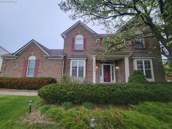 10224 Wellington Drive, Springfield Twp, MI 48348