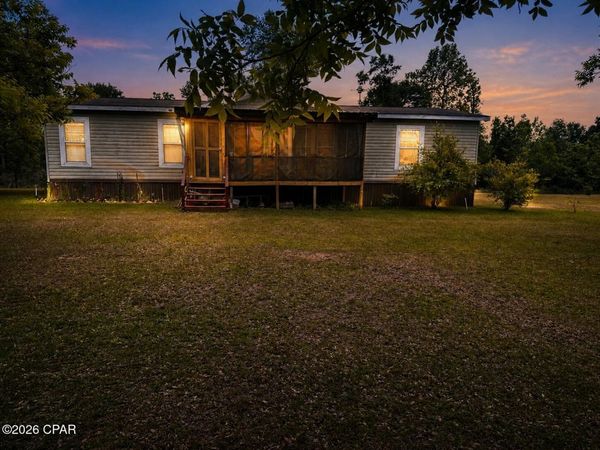 3271 Twin Lakes Drive, Bonifay, FL 32425