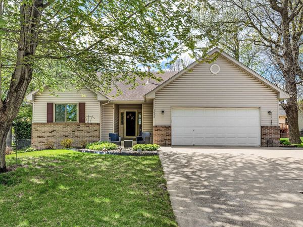 1056 11th Avenue NE, Owatonna, MN 55060