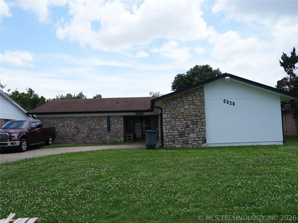 6920 E 20th Street , Tulsa, OK 74112