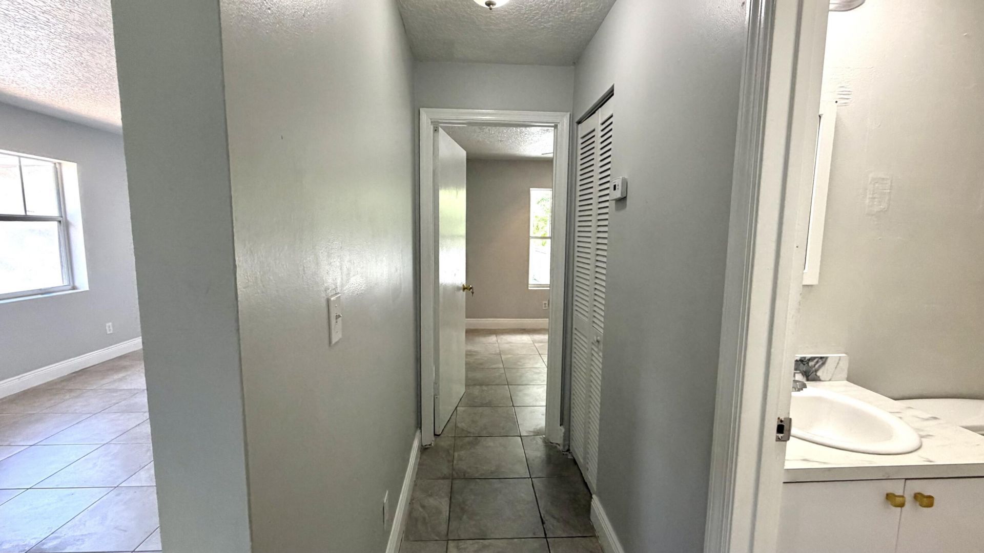 1025 SW 2nd Court, Unit 5, Fort Lauderdale, FL 33312 Photo