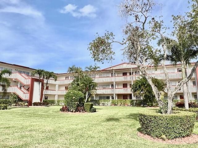251 Brighton F, Boca Raton, FL 33434 Photo