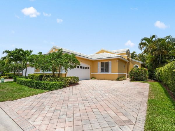 4362 Kensington Park Way, Wellington, FL 33449