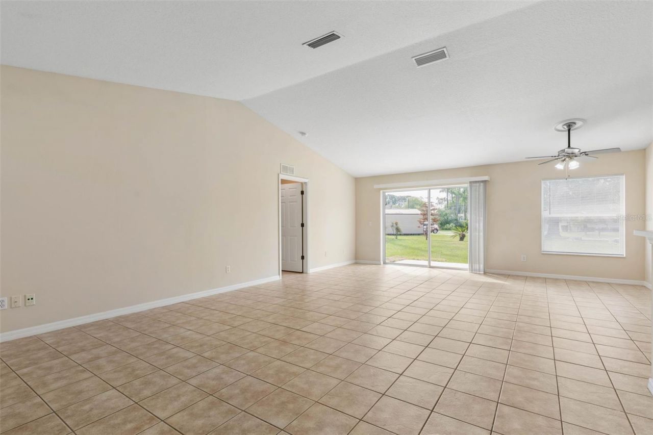 129 Bayside Drive, Palm Coast, FL 32137 Photo