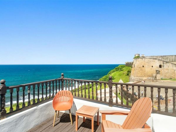 422 NORZAGARAY, SAN JUAN, PR 00918