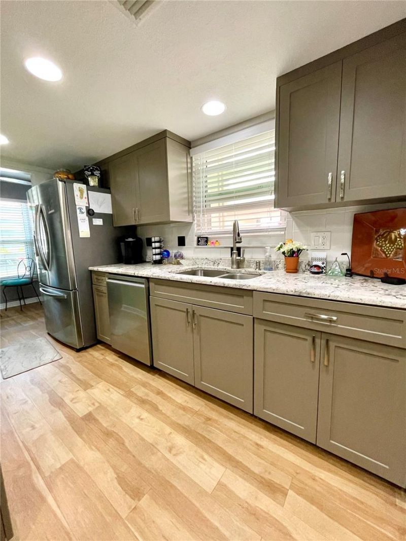 7893 Sailboat Key Boulevard S, Unit 101, South Pasadena, FL 33707 Photo