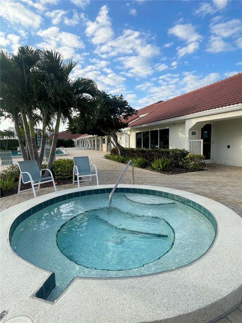 7893 Sailboat Key Boulevard S, Unit 101, South Pasadena, FL 33707 Photo