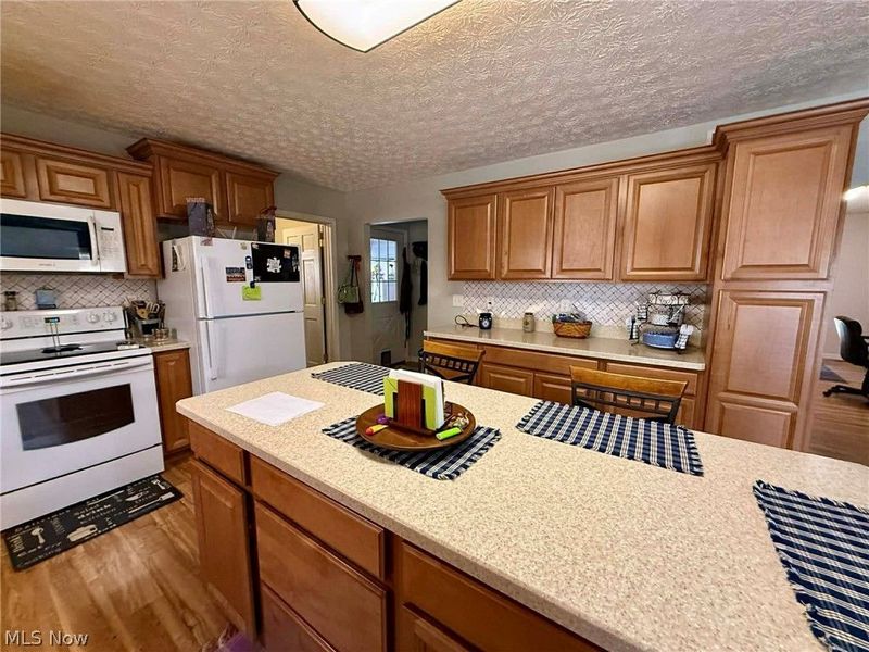 8395 Township Road 390, Corning, OH 43730 Photo 2