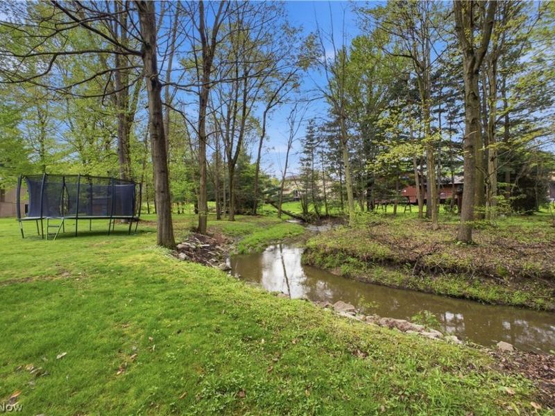505 Sycamore Trail, Cortland, OH 44410 Photo 31