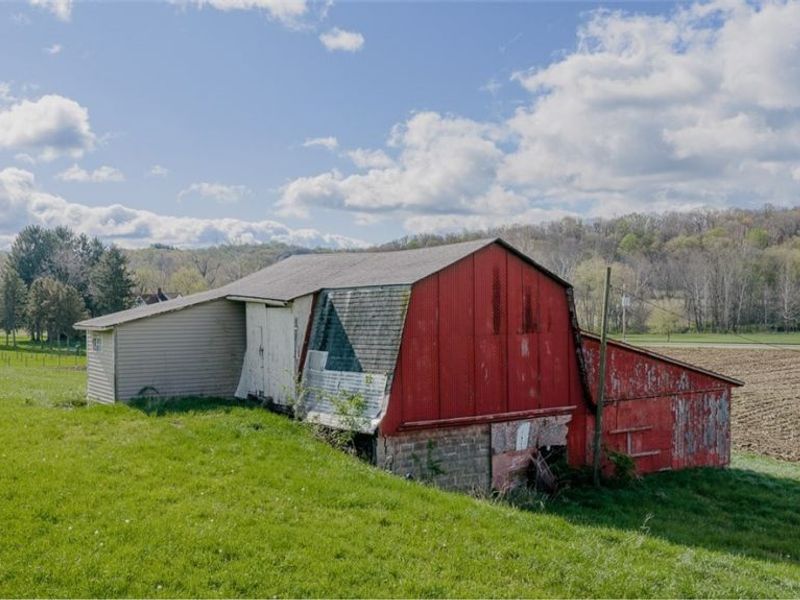 9939 Mapleton Street SE, East Canton, OH 44730 Photo 15
