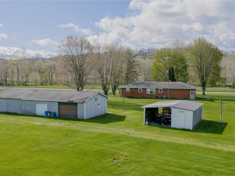 9939 Mapleton Street SE, East Canton, OH 44730 Photo 20