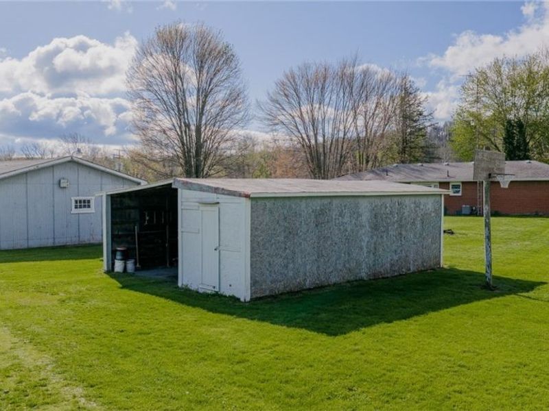 9939 Mapleton Street SE, East Canton, OH 44730 Photo 21