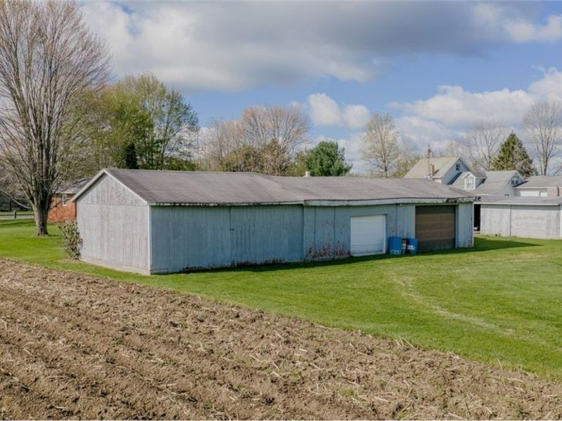 9939 Mapleton Street SE, East Canton, OH 44730 Photo 22
