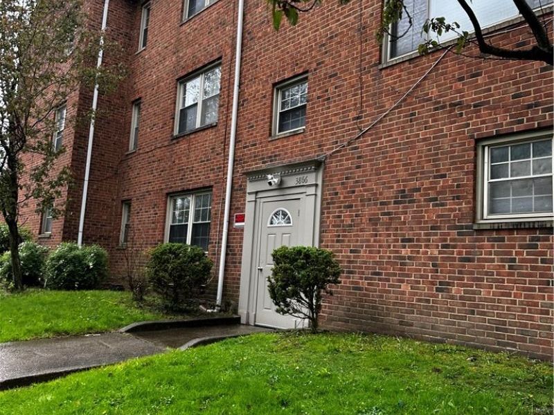 2676 Noble Road, Unit 3, Cleveland Heights, OH 44121 Photo 12