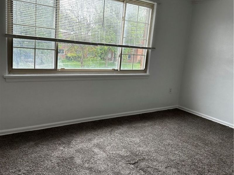 2676 Noble Road, Unit 3, Cleveland Heights, OH 44121 Photo 3