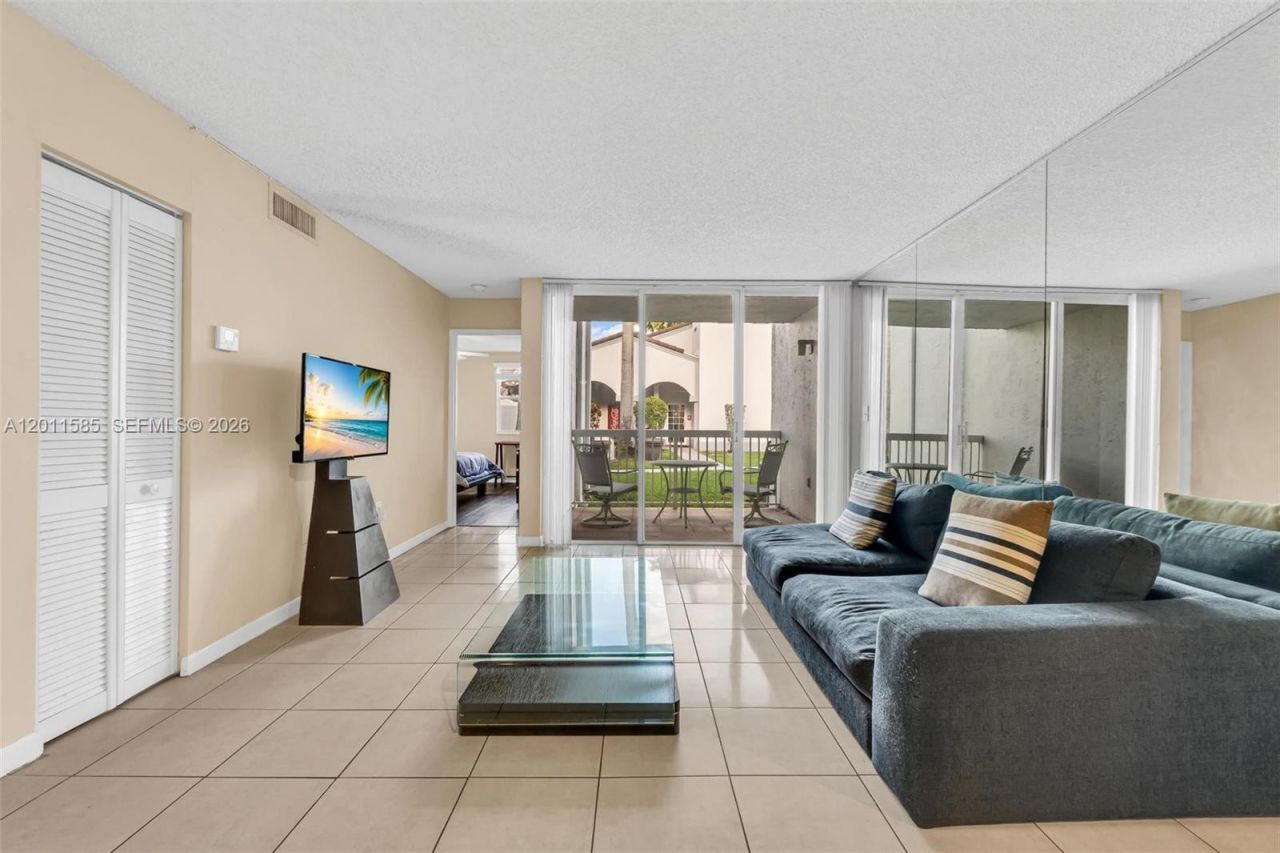 4647 NW 97th Pl , Unit 151, Doral, FL 33178 Photo