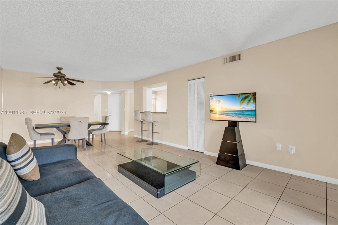 4647 NW 97th Pl , Unit 151, Doral, FL 33178 Photo