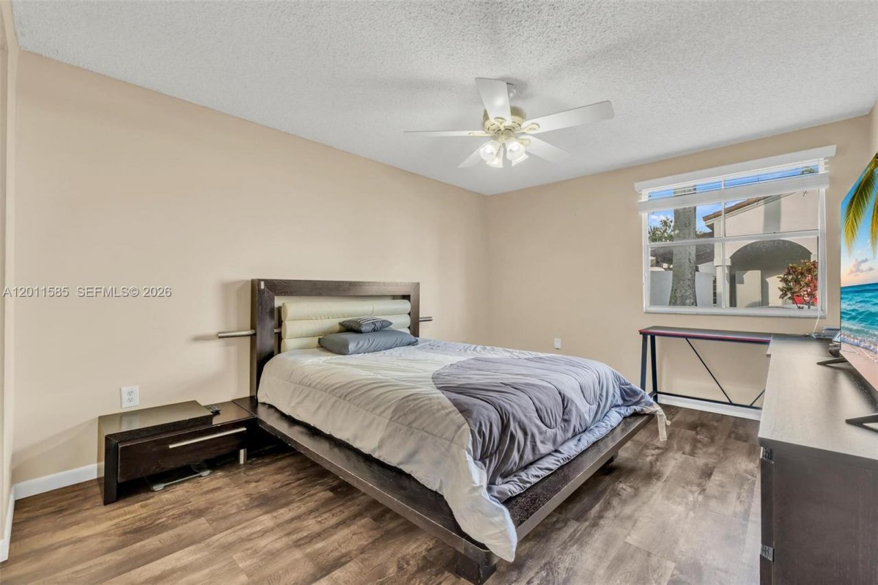 4647 NW 97th Pl , Unit 151, Doral, FL 33178 Photo