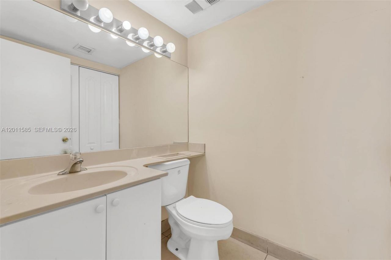 4647 NW 97th Pl , Unit 151, Doral, FL 33178 Photo