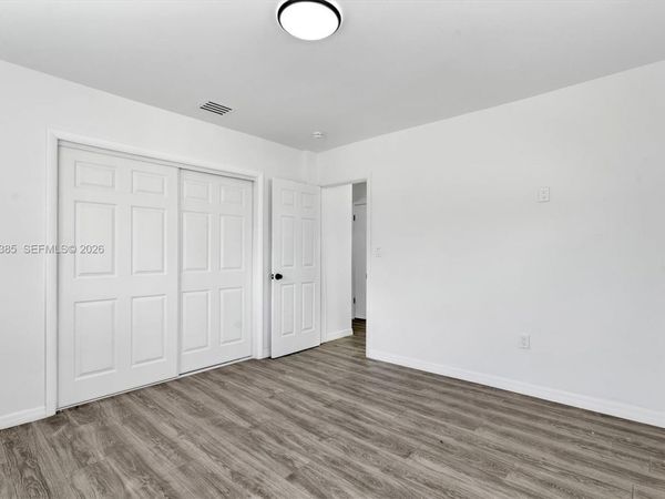 1061 NW 108 ter , Unit c, Miami, FL 33168