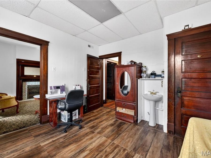 Property Image 30