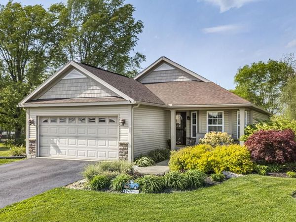 136 NANTUCKET DRIVE, READING, PA 19605