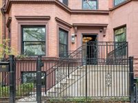 458 W Deming Place , Chicago, IL 60614 primary photo