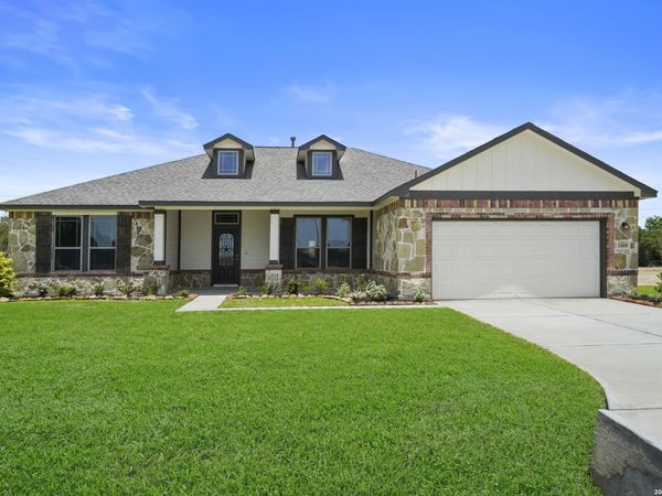 1603 Vista View Drive, Pleasanton, TX 78064