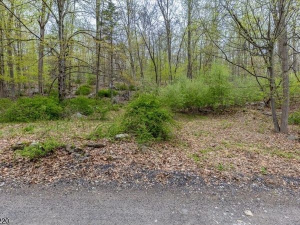 26 Jones Ln, Washington, NJ 07853