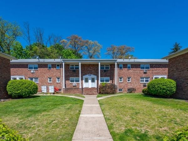 87 Elm Rd, Unit 13A, Caldwell, NJ 07006